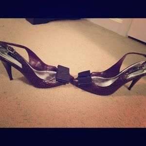 Black House White Market pumps